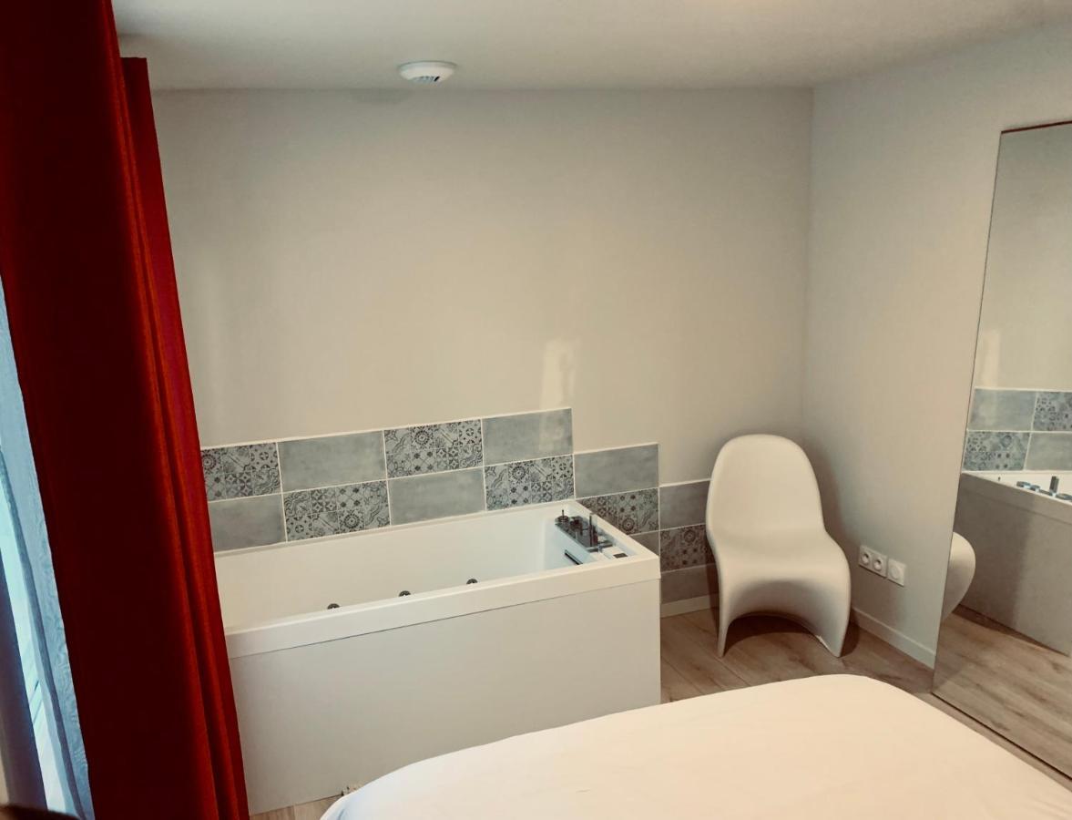 Apartamento Gignac - Superbe cocon indépendant avec balnéo et jardin Exterior foto